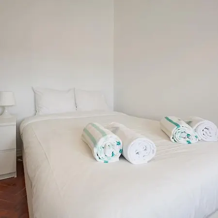 Beguest For 6 Apartamento