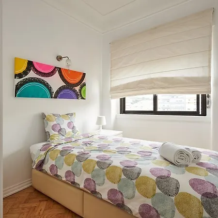 Beguest For 6 Lisboa